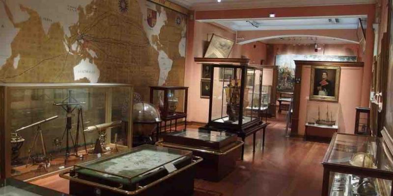 Las personas con movilidad reducida ya pueden visitar el Museo Naval de Madrid El Museo Naval de Madrid, accesible para personas con movilidad reducida