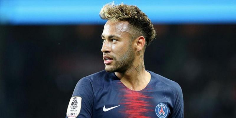 El mercado de fichajes encara su recta final y Neymar prepara su vuelta a Barcelona. Neymar
