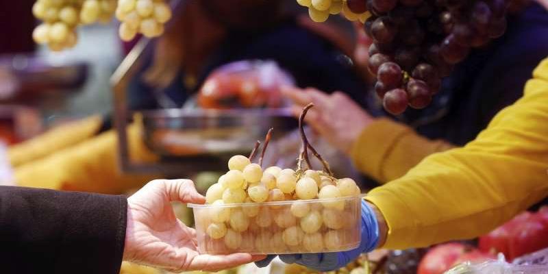 imagen de uvas/El Independiente Atragantamiento en niños y mayores