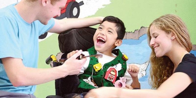Planes con niños con parálisis cerebral Niños con parálisis cerebral