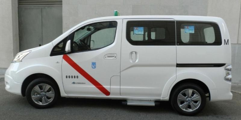 Nueva ordenanza taxi Madrid | Foto del Ayuntamiento de Madrid Un eurotaxi cero emisiones¡