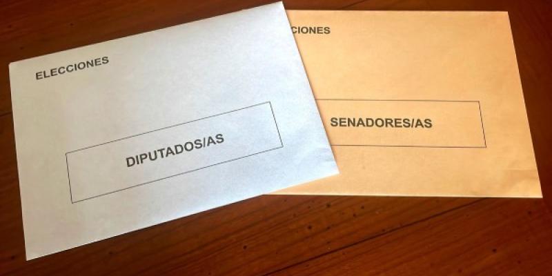 Sobres para votar en las elecciones generales