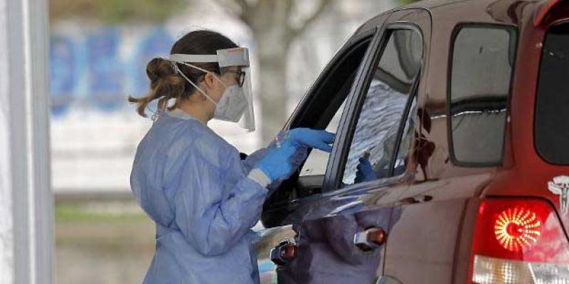 Ola / El Comercio Los muertos de la tercera ola superan a los de la primera en varias comunidades