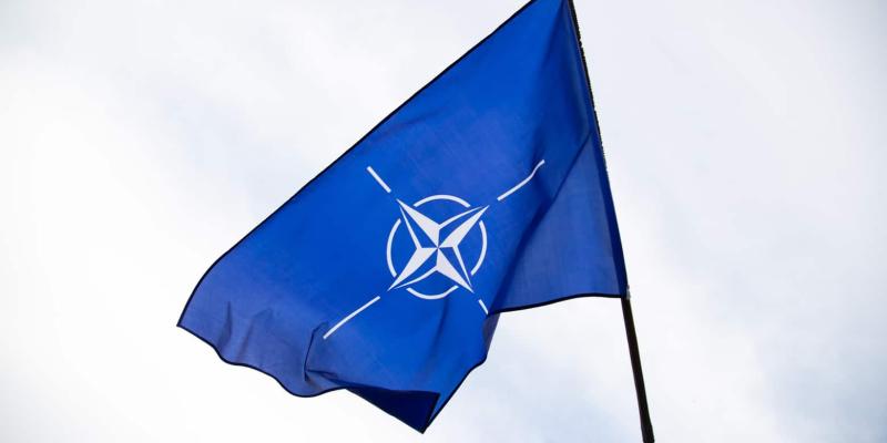 Imagen de la bandera de la OTAN/Evatoelements La OTAN celebra su aniversario