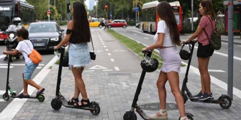 Accidentes en niños que usan patinetes eléctricos Los patinetes eléctricos y los accidentes en niños