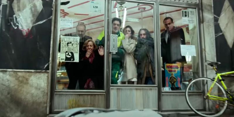 Películas personajes encerrados Película El Bar