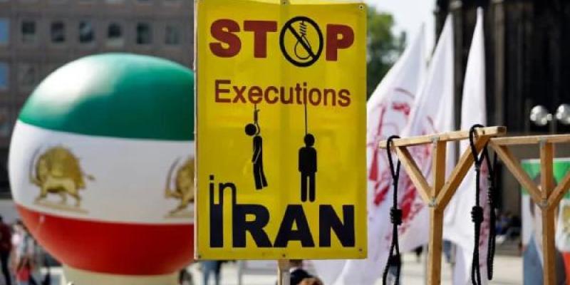 La pena de muerte existe en países como Irán/ picture alliance / Christoph Hardt/Geisler-Fotopres Manifestación contra la pena de muerte en Irán