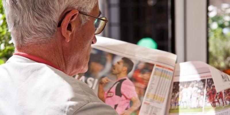 Jubilado / Pixabay Jubilado leyendo el periódico