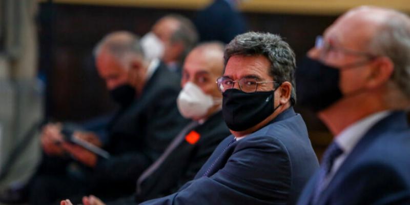 Escrivá se retracta de los que dijo de los babyboomers y las pensiones Escrivá se retracta de que los babyboomers tendrán que ajustar su pensión o trabajar más