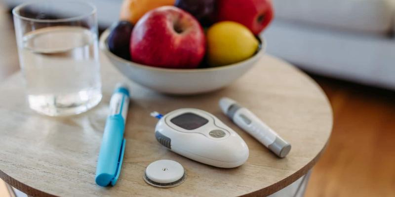 Imagen de un aparato para la insulina/Envatoelements Riesgos del calor para las personas con diabetes