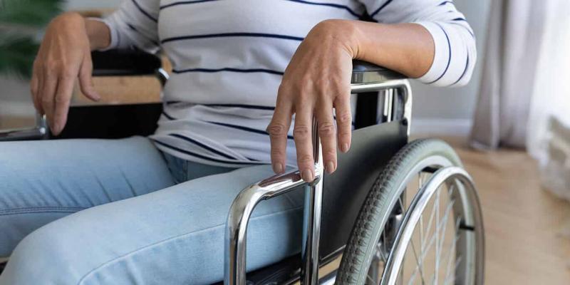 Imagen de una mujer en silla de ruedas/Emiser Las mujeres con discapacidad sufren desigualdad de género