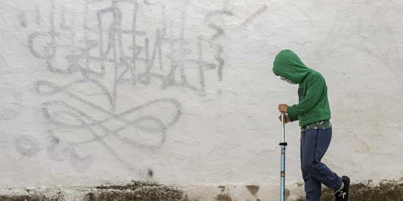Imagen de un niño/La Provincia La pobreza infantil y los datos desde 2021