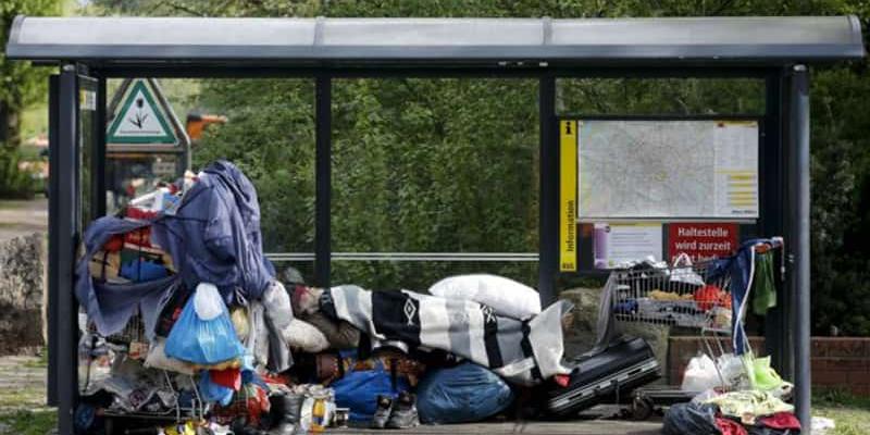 Imagen de una persona durmiendo en la calle/La Izquierda Diario La pobreza en Alemania crece