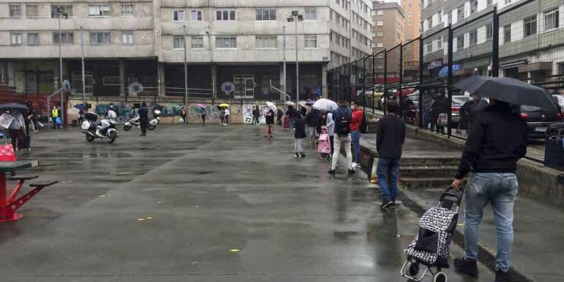 Más de 4 millones de personas están en situación de pobreza severa en España 4,3 millones de personas están en situación de pobreza severa