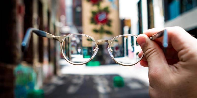 Más de 6 millones de españoles sufren la pobreza visual Pobreza visual: Más de 6 millones de españoles podrían necesitar gafas o lentillas pero no pueden comprarlas