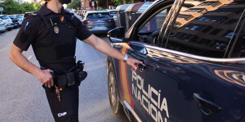 Imagen de un Policía Nacional/20Minutos El Supremo excluye los requisitos que excluían el acceso de los Policías con lentes