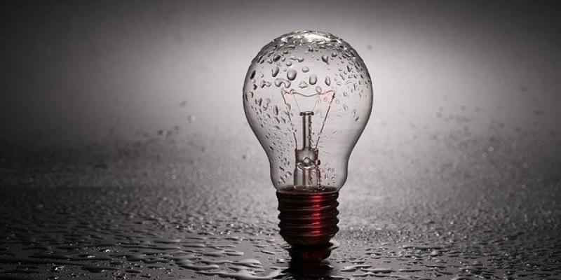 Imagen de Pixabay Bombilla de luz