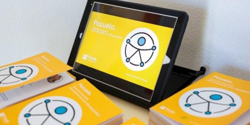 Ejemplares de la guía de Pozuelo con servicios para las personas con discapacidad 