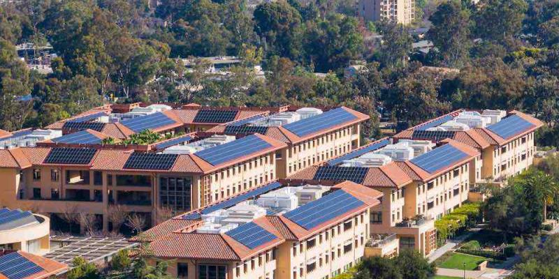 Barrio Solar es una iniciativa impulsada por el Ayuntamiento de Zaragoza, la Fundación Ecología y Desarrollo y la compañía eléctrica EDP Primer barrio solar