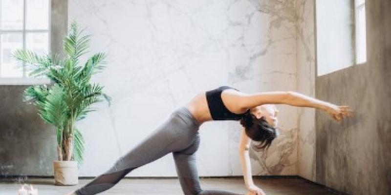 Cómo ser profesor de yoga Profesor de yoga