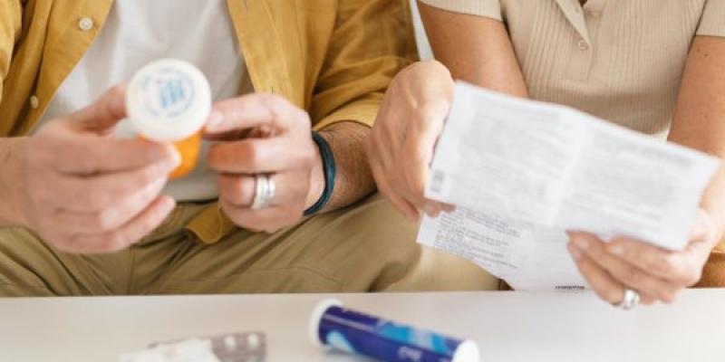 Los prospectos de los medicamentos y los consumidores españoles Prospectos de medicamentos