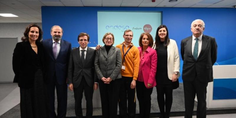 Los participantes del proyecto 'Cambiando Vidas' | Foto de Fundación Endesa Los participantes de la octava edición de 'Cambiando Vidas'