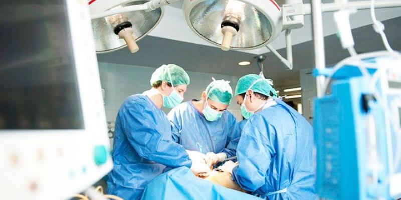 Imagen de una operación/Crónica Global Las pruebas Covid para una operación sólo se realizarán a los pacientes de riesgo