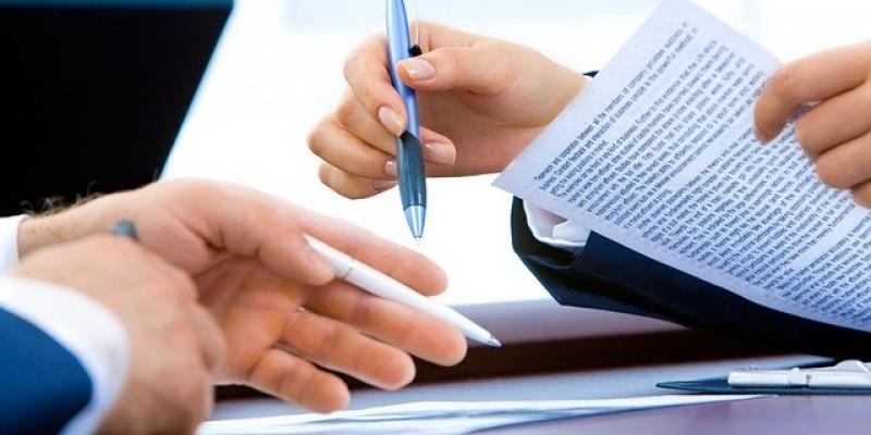 Rechazar un puesto de trabajo por incompatibilidad - Pixabay El trabajador busca un puesto de trabajo acorde