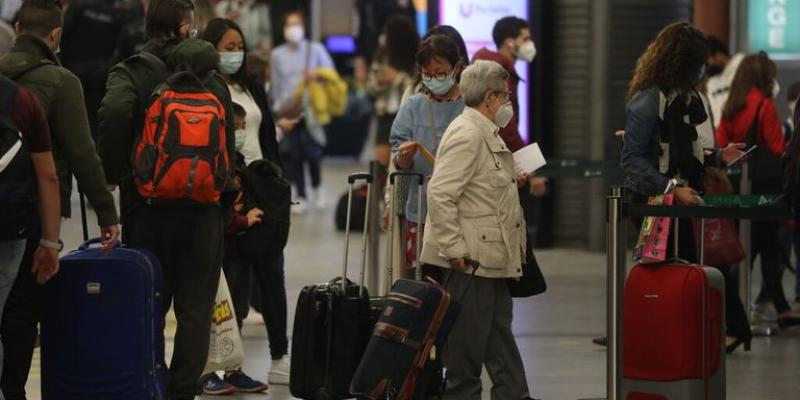 ¿Posible quinta ola del covid?/ Europa Press La quinta ola del coronavirus no existirá