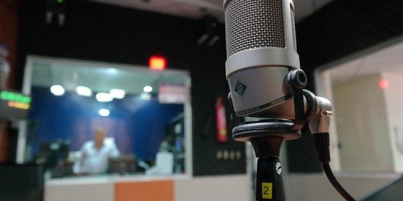 Estudio de radio/ Pixabay Radios públicas autonómicas