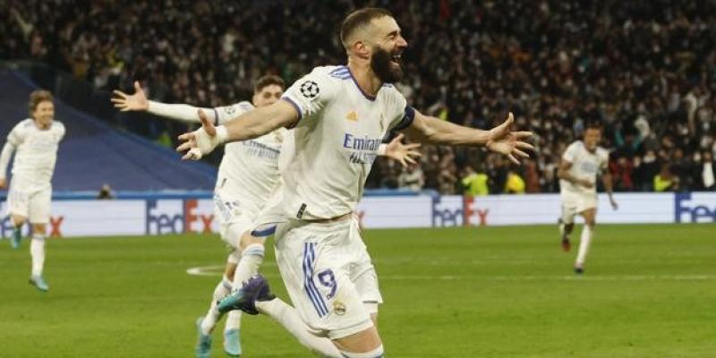 Karim Benzema celebra el gol de la remontada ante el PSG