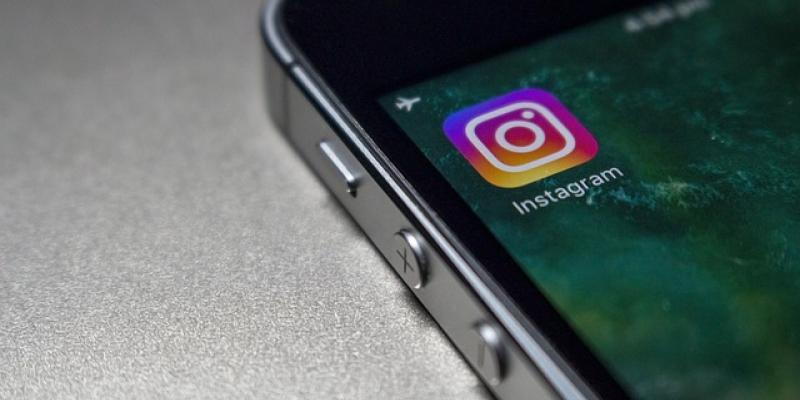 Las fotos que subimos a las redes sociales - Pixabay Redes sociales y peligros