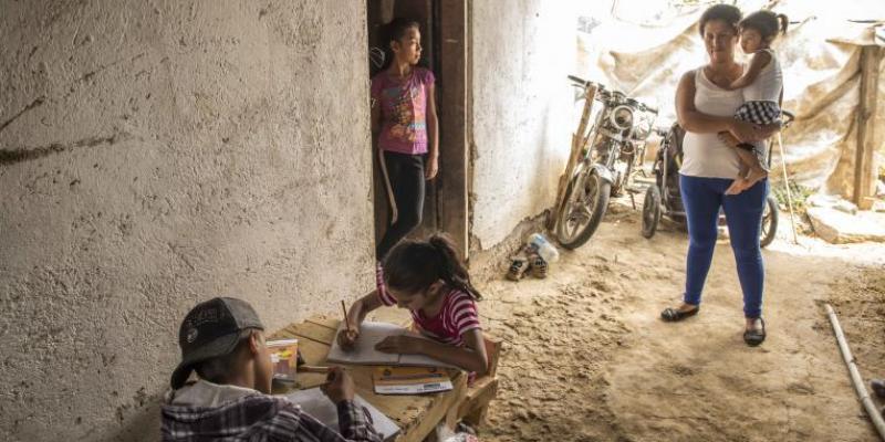 UNICEF/UNI328535/Volpe El número de niños que viven en hogares pobres aumentará hasta en 86 millones para finales de este año