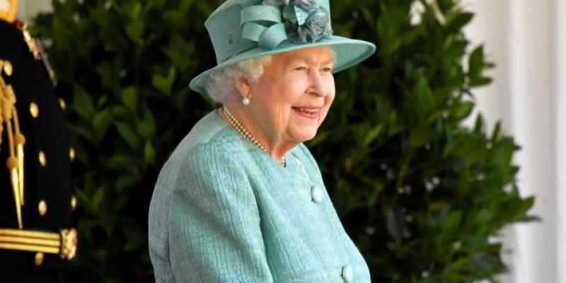 La Reina Isabel II en un acto oficial/ GTRES La Reina Isabel II