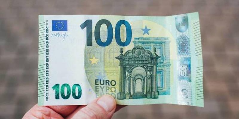 Imagen de un billete de 100 euros/  Foto: Pexels