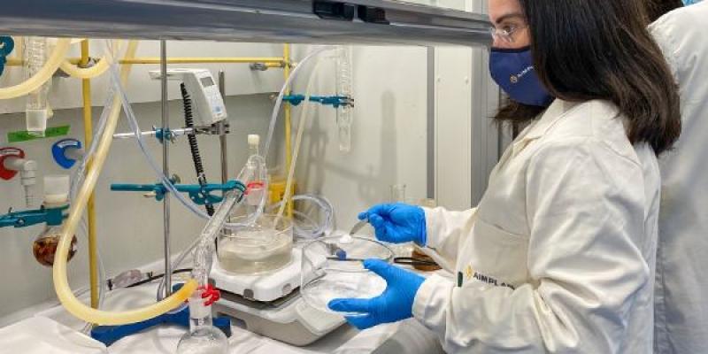 Creación de envases biodegradables en laboratorio