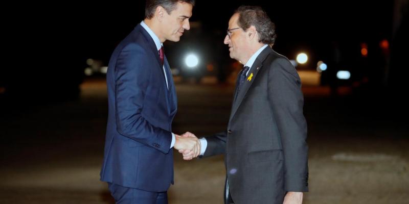 El presidente del Gobierno, Pedro Sánchez, y el de la Generalitat de Cataluña, Quim Torra. El presidente del Gobierno, Pedro Sánchez, y el de la Generalitat de Cataluña, Quim Torra