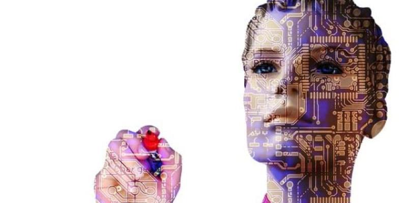 Robot / Pixabay Mujer robot