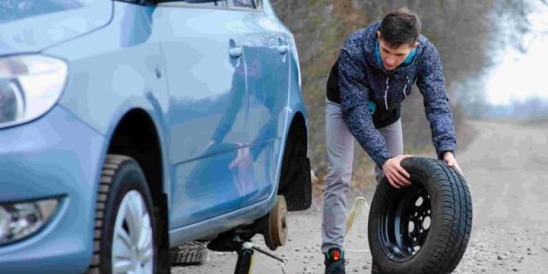 Cambiar los neumáticos del coche