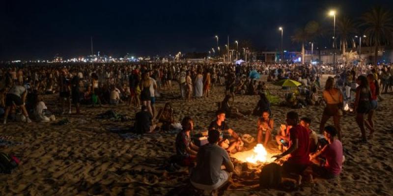 Hoguera de San Juan en Valencia | Europa Press Hoguera de San Juan en Valencia