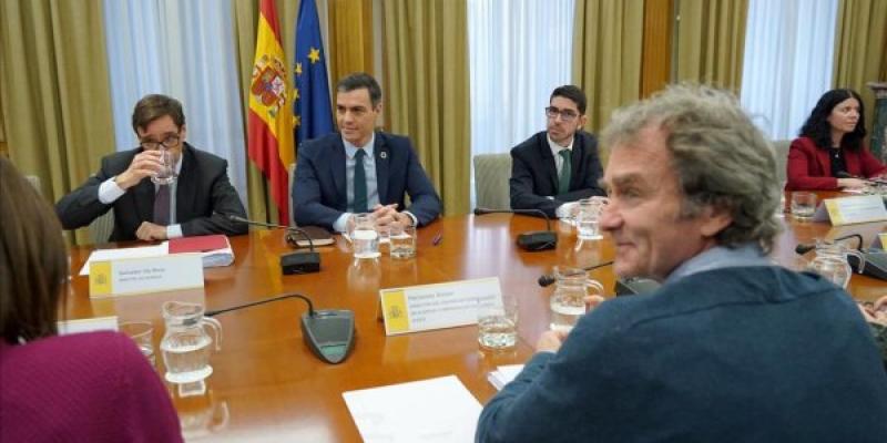 Imagen de DAVID CASTRO Pedro Sánchez y Salvador Illa, reunidos en la comisión de seguimiento del coronavirus.
