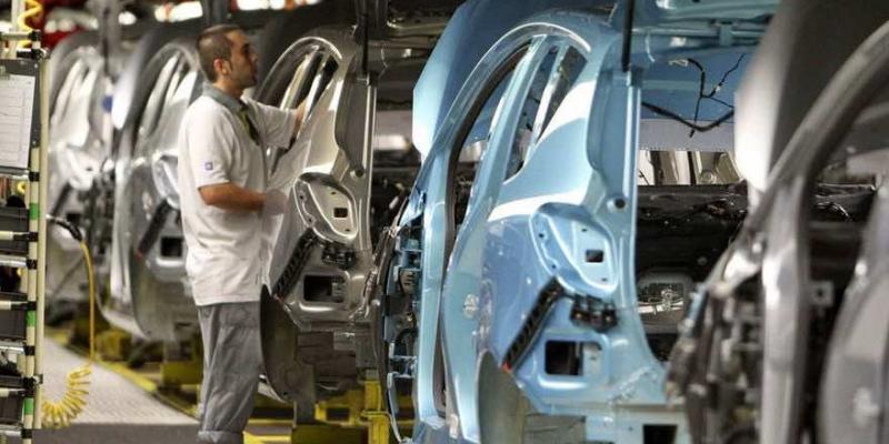Sánchez defiende que ya ha comenzado la recuperación económica. El Gobierno lanza una batería de medidas para impulsar la economía