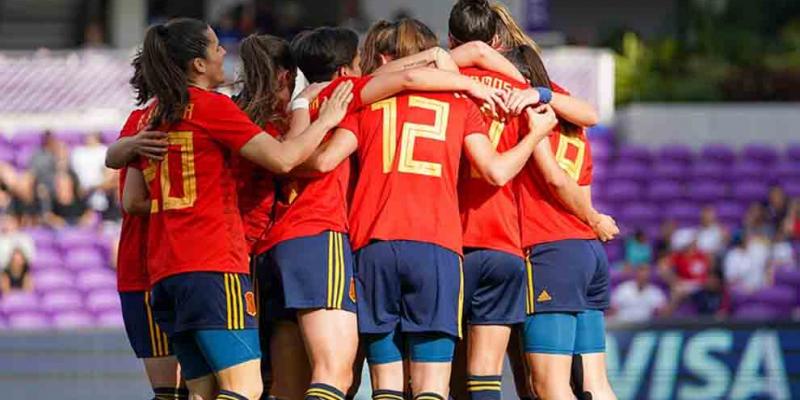 La selección española entra en el Olimpo del fútbol femenino