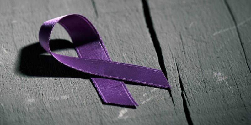 Lazo violeta contra la violencia machista / RTVE