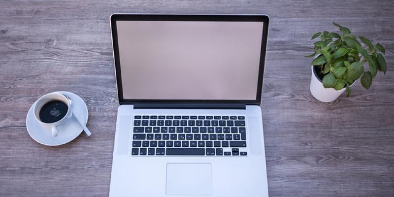 Cursos del SEPE / Pixabay Imagen de un portátil
