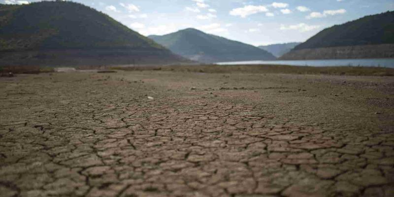 El Gobierno insta medidas contra la sequía