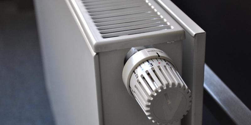 El incumplimiento de la nueva ley en cuanto a la calefacción podrá acarrear multas Radiador/Pixabay