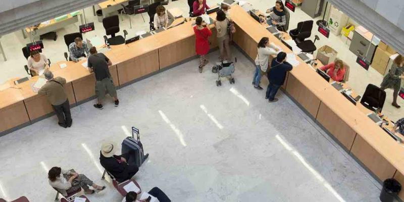 Hacienda aplaza a 2021 la subida salarial adicional para 40.000 funcionarios. Hacienda aplaza la subida salarial adicional para 40.000 funcionarios.