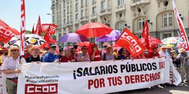 Pasada manifestación por la subida salarial Subida salarial de los empleados públicos