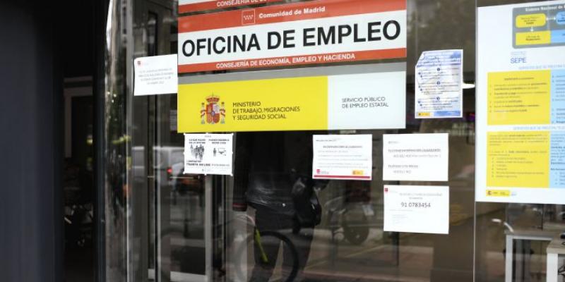 Puerta de una oficina de empleo / Óscar Cañas - Europa Press - Archivo EUROPA PRESS